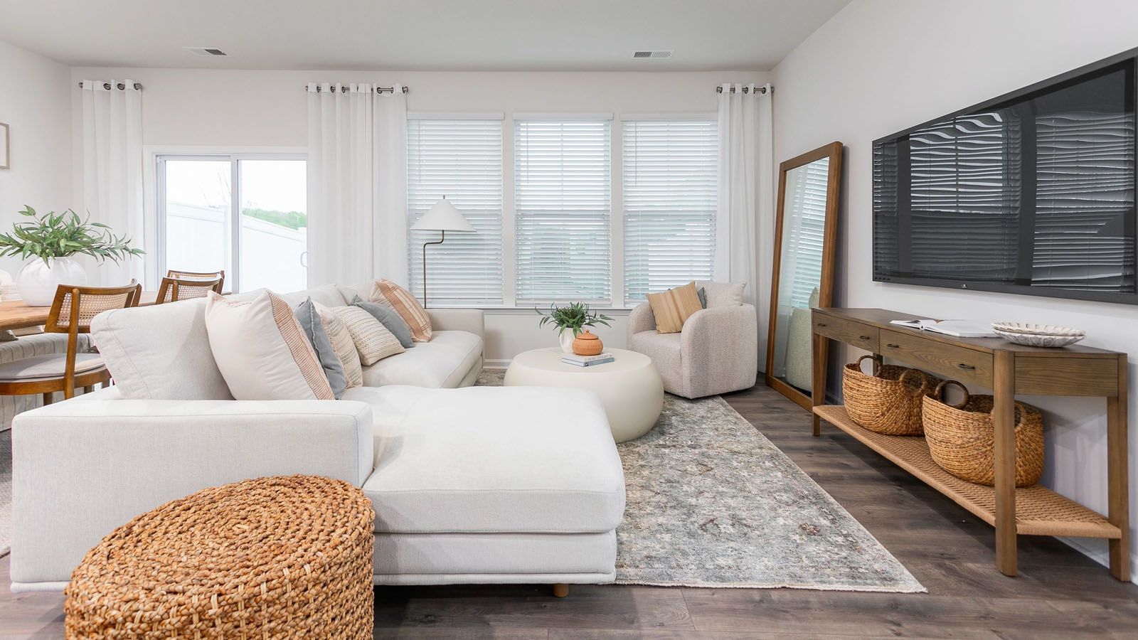 1491 Amberview Lane (CARSON)