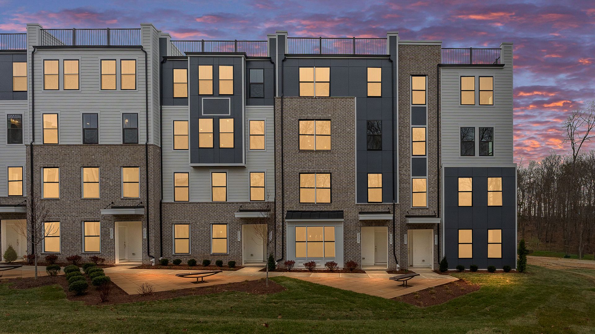 20821 Clongee Terrace (Clarendon)