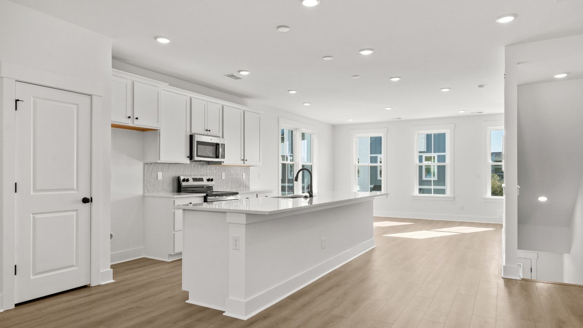 4414 Kingsport Rd Unit 1303 (Brookgreen)