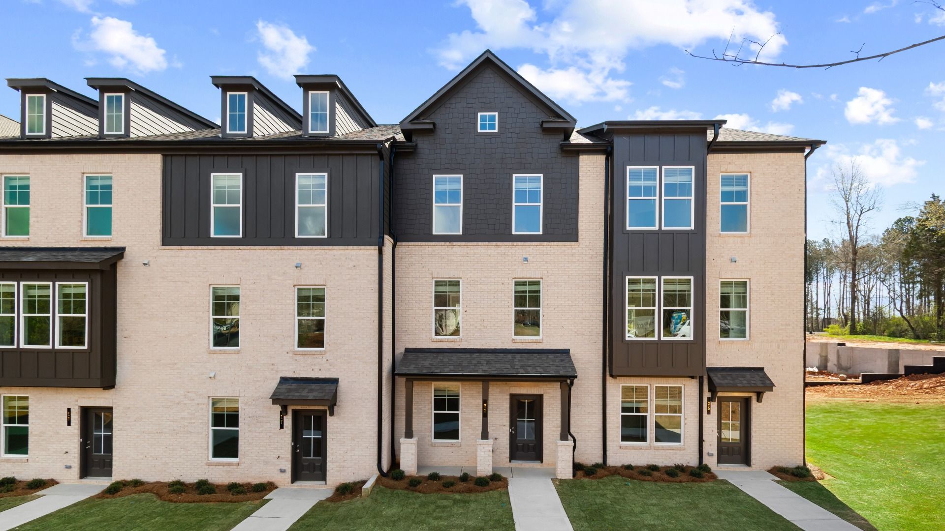 Landon - Daybreak: Newnan, Georgia - DRB Homes