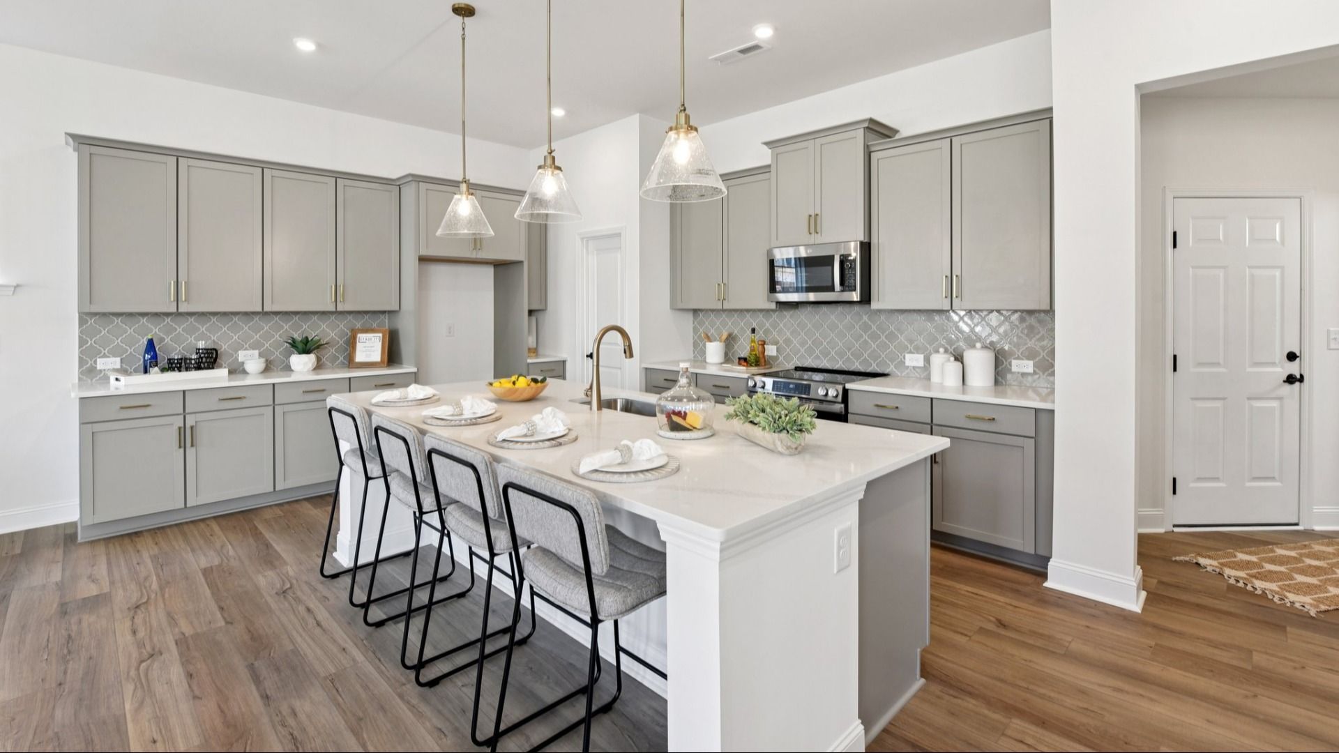 7422 Westrow Avenue (Brentwood - 3 Story)