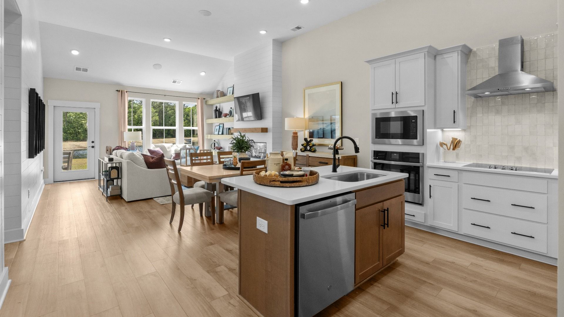 casa en Indigo at the Preserve por DRB Homes