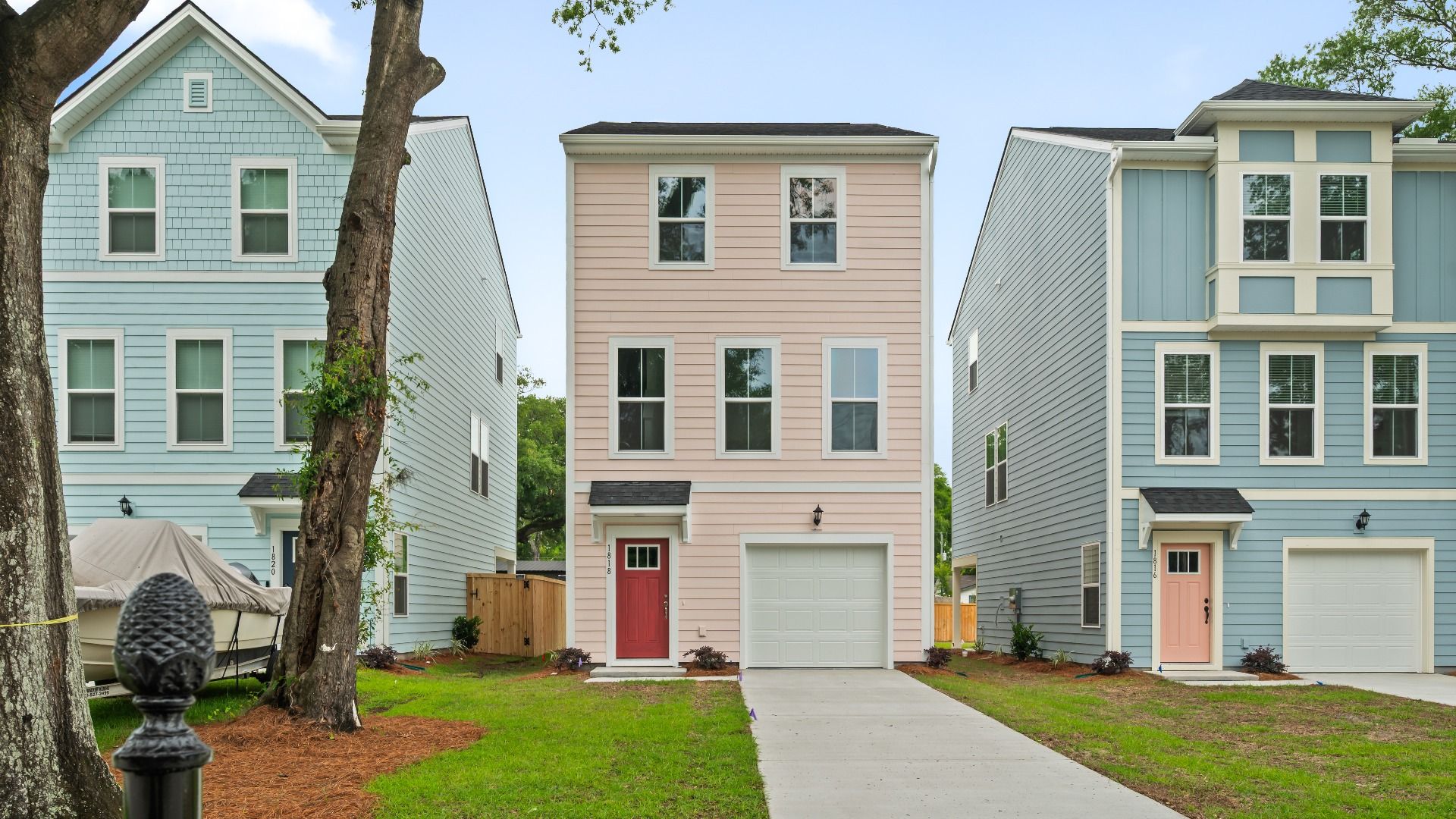 homes in Park Circle Single Family Homes by DRB Homes