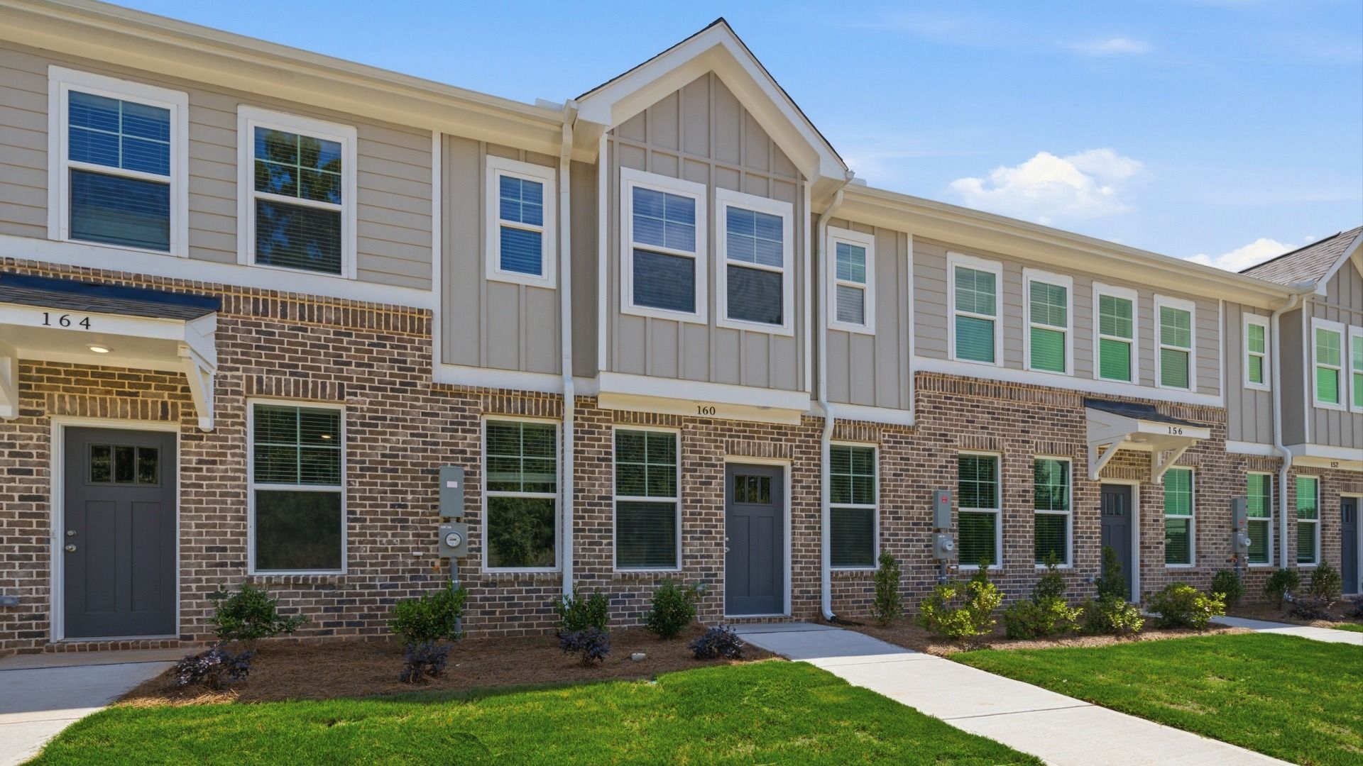 160 Flier Drive (Mitchell)