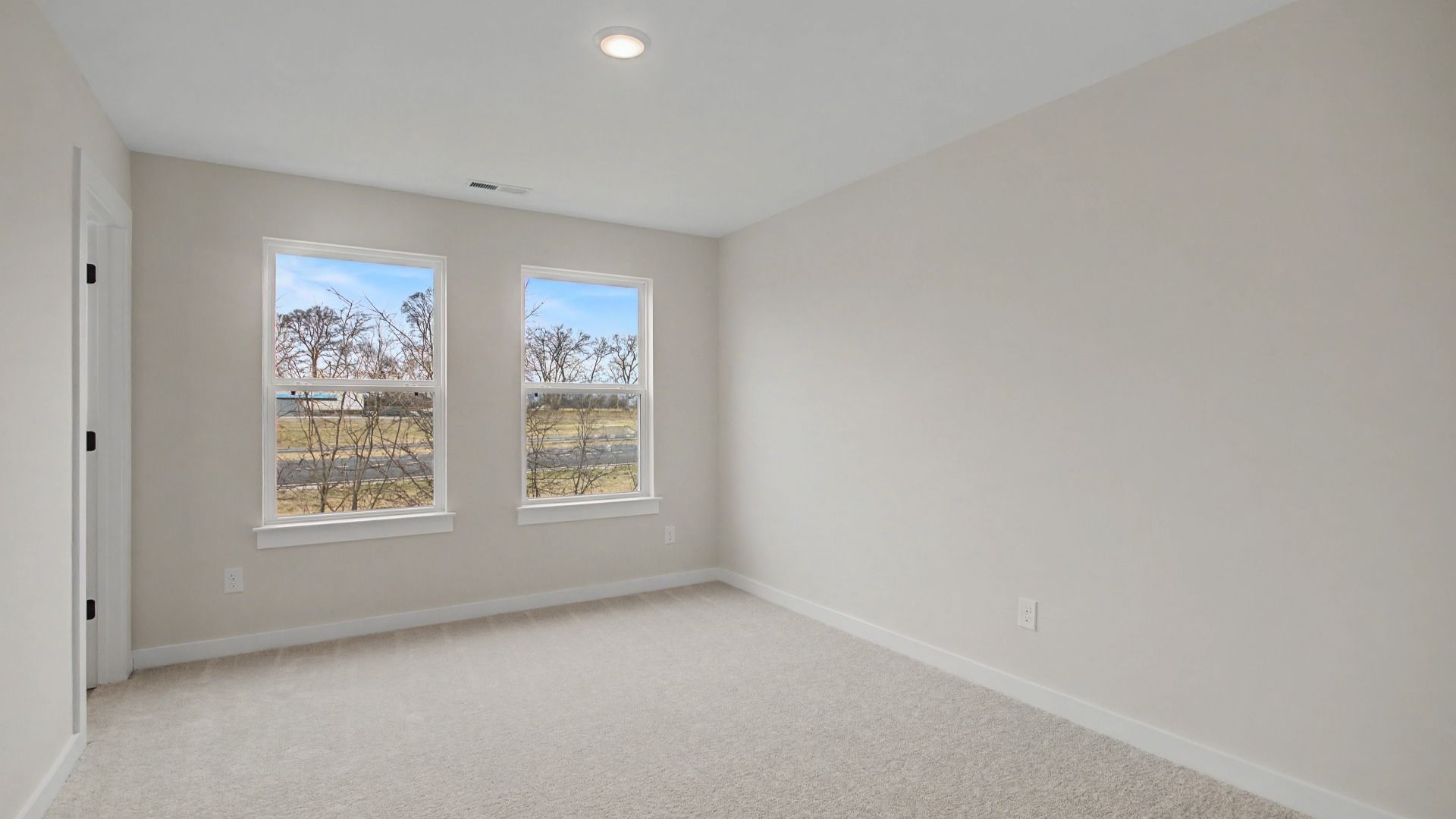 These are stock photos and plan layout may vary. See Sales Consultants for details.