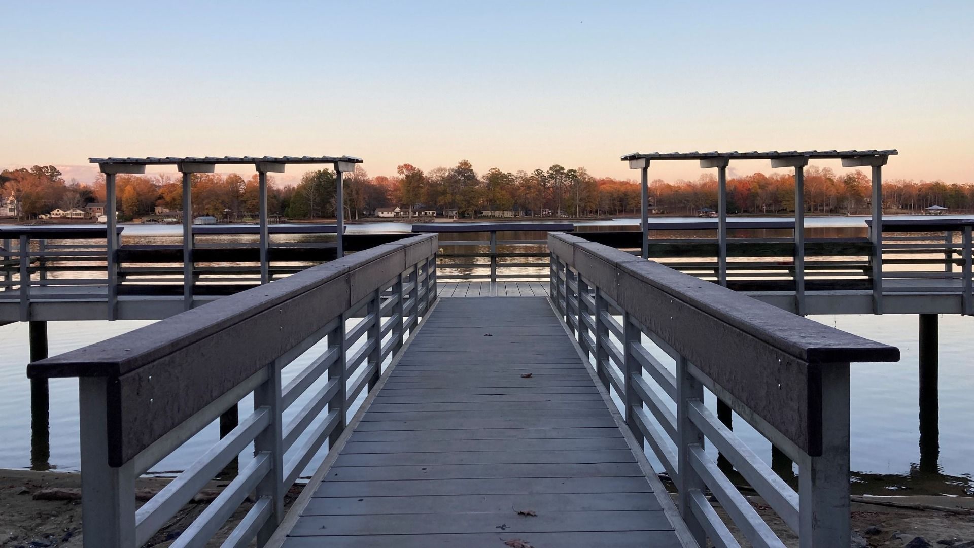 Allison Creek Waterfront Park walking distance from Lakeside Glen  - Fishing Dock