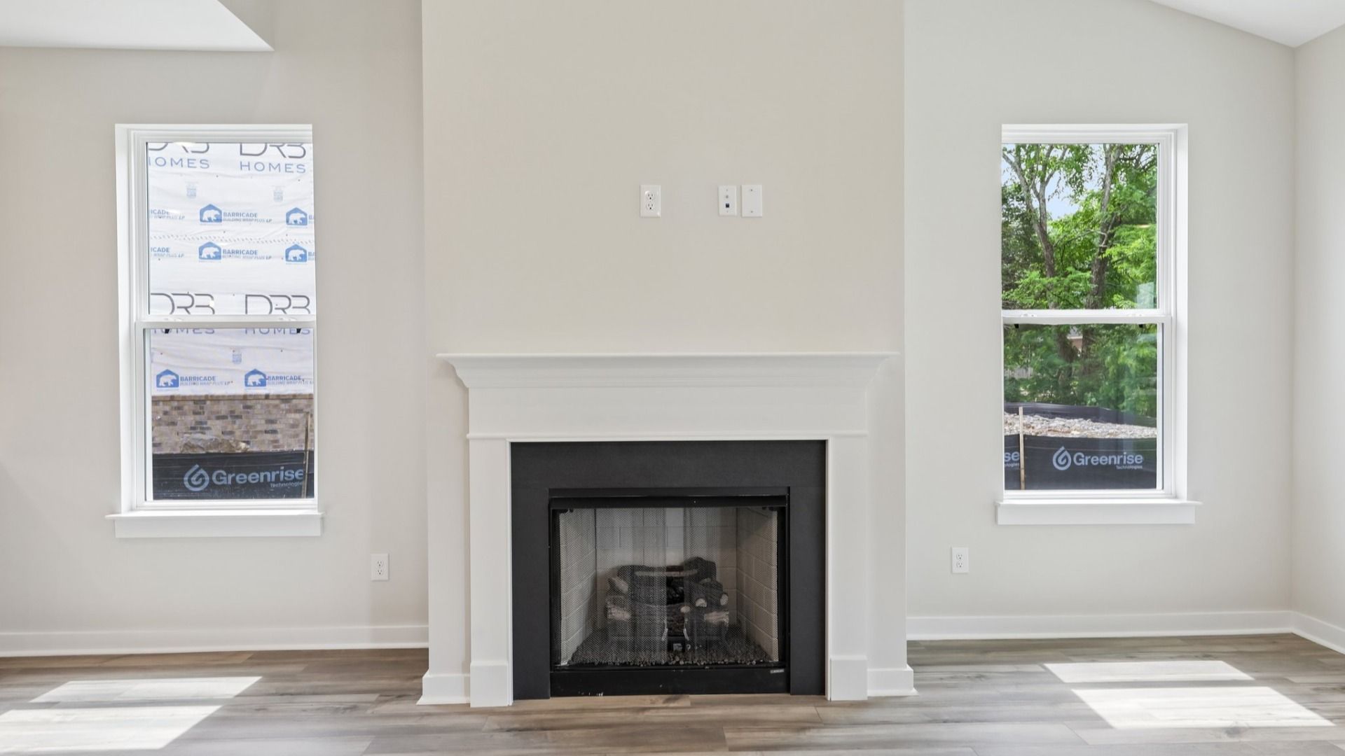 These are photos and plan layout may vary.  See Sales Consultants for details.