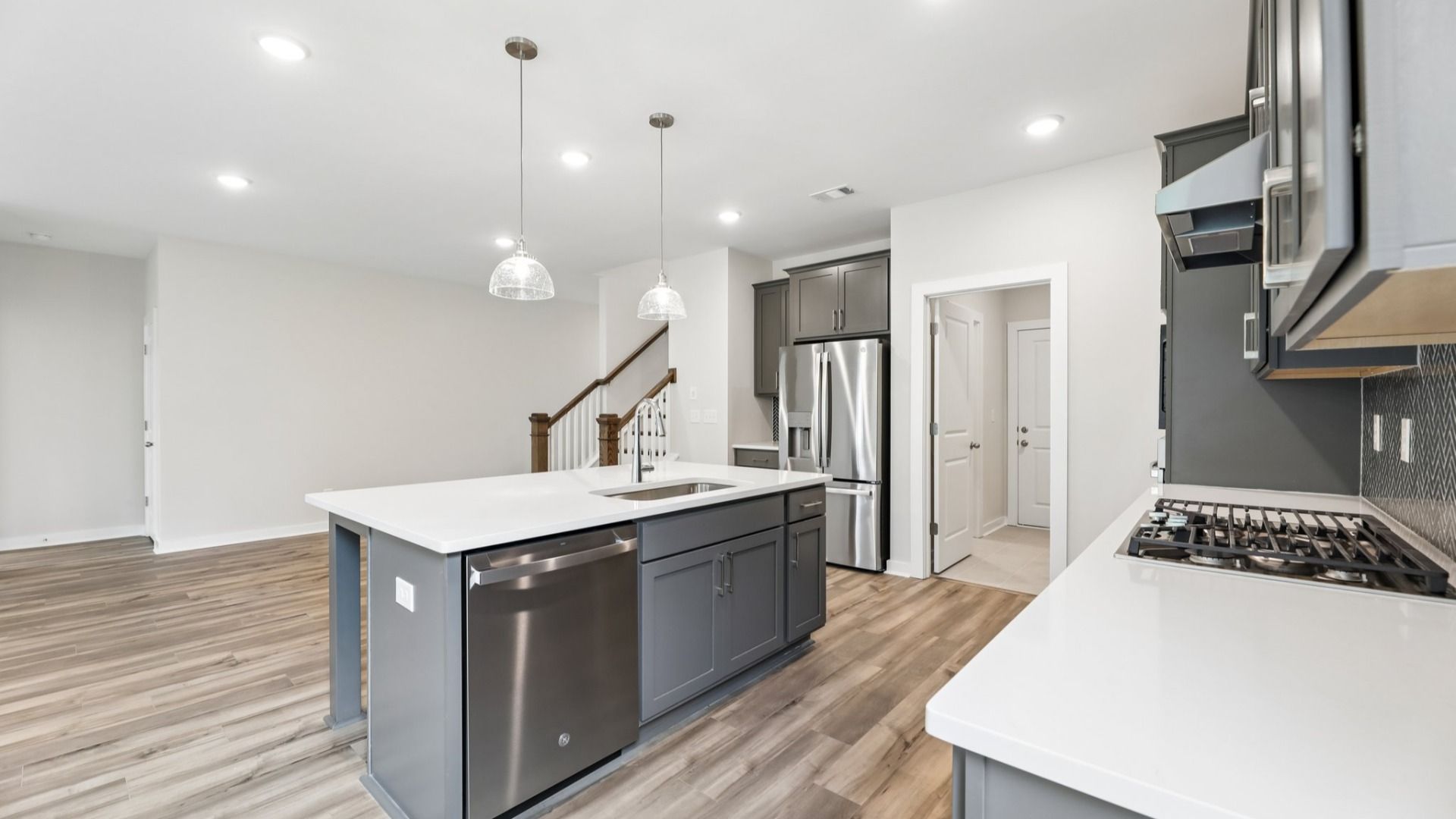 These are photos and plan layout may vary.  See Sales Consultants for details.