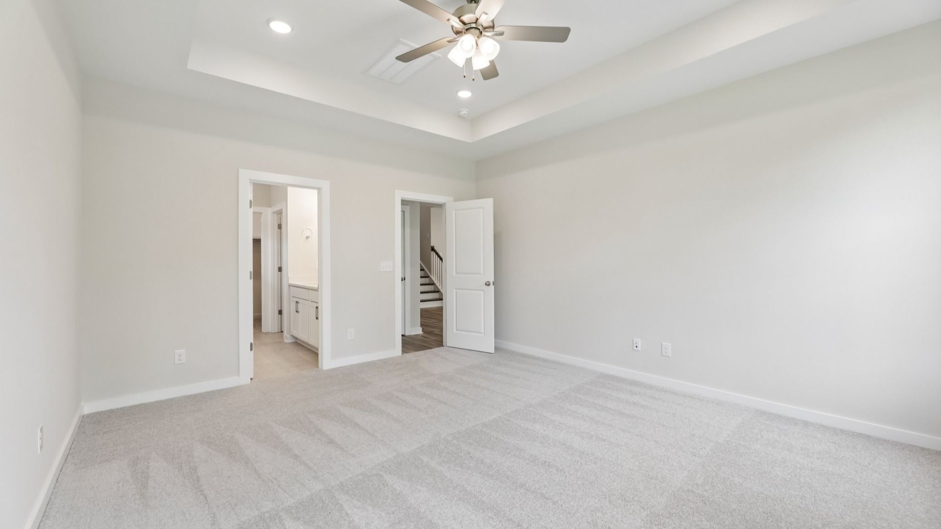 These are photos and plan layout may vary.  See Sales Consultants for details.