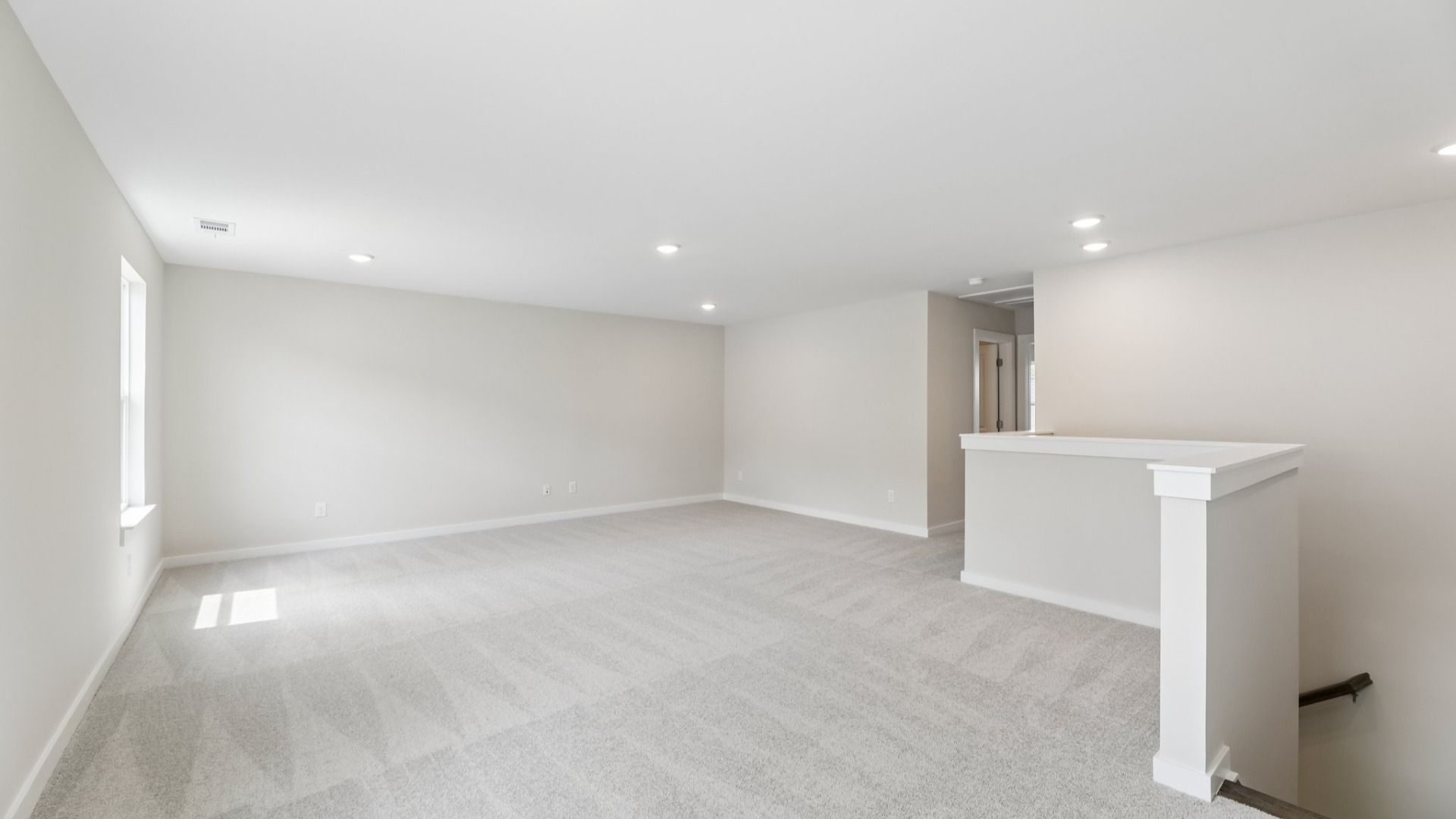 These are photos and plan layout may vary.  See Sales Consultants for details.
