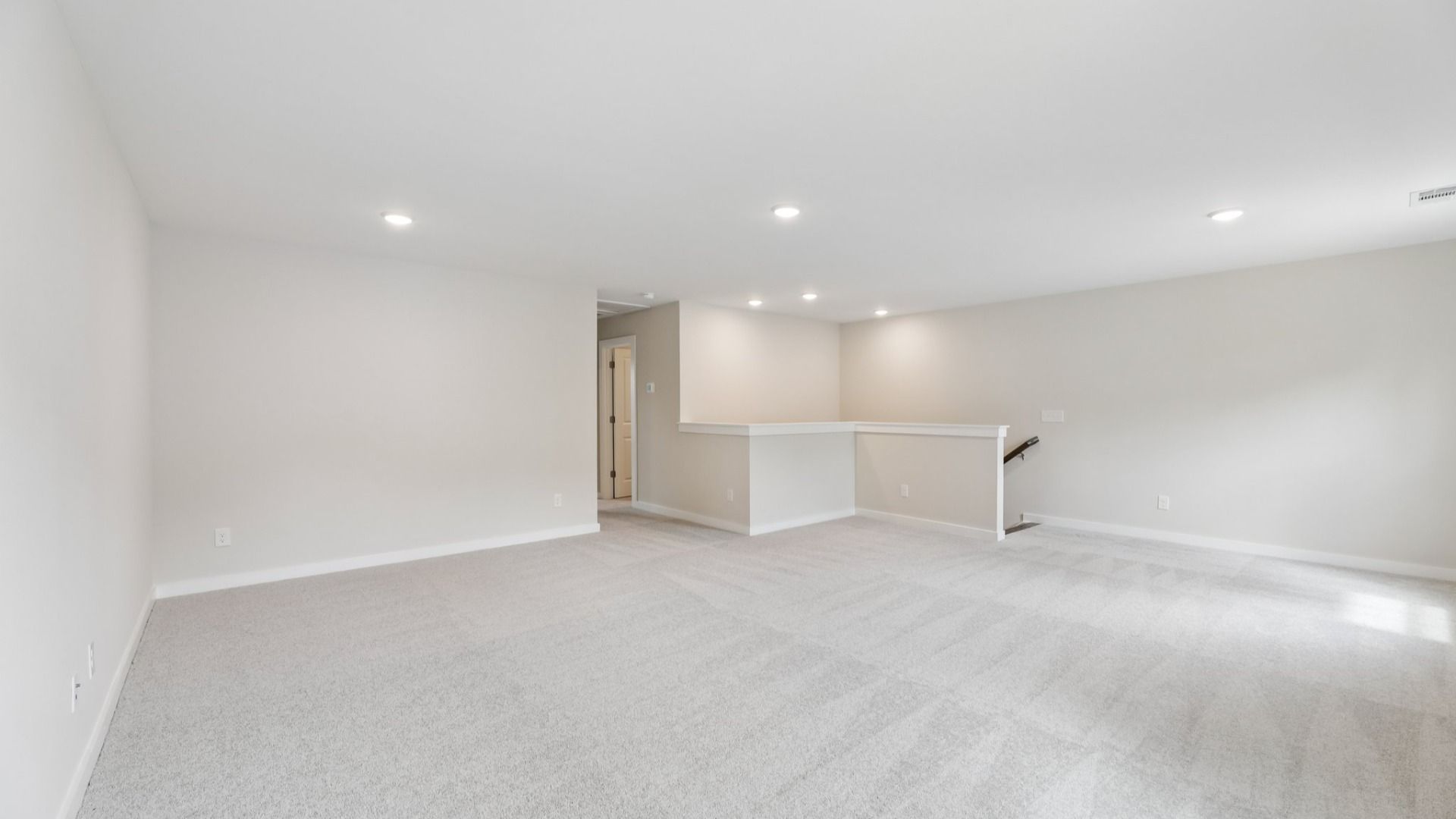 These are photos and plan layout may vary.  See Sales Consultants for details.