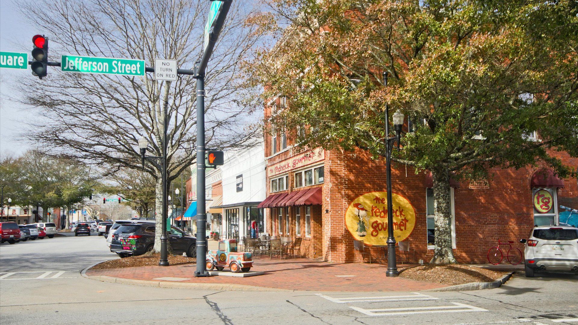 Newnan Town Square with shops, dining, and walkable streets for a downtown feel and community gathering near Chapel Hill.