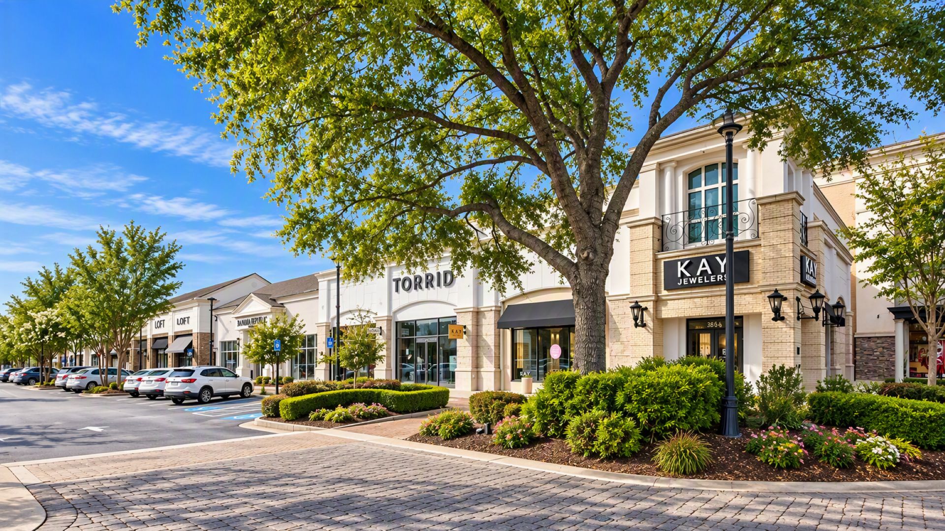 Pedestrian-friendly outdoor retail strip at Ashley Park near Chapel Hill with dining and shopping in Newnan, GA.