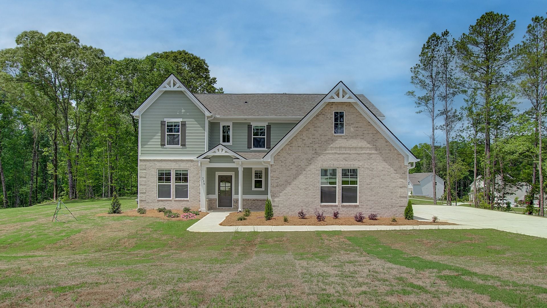 43 Saddleridge Trail. Senoia, GA 30276