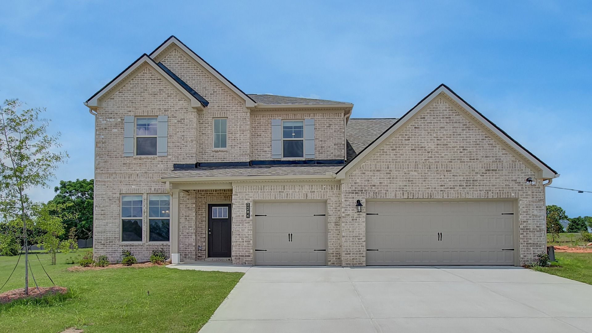 2576 Cadenza Circle. Dacula, GA 30019