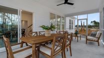 Bluffs at Sun Colony por DRB Homes en Myrtle Beach South Carolina
