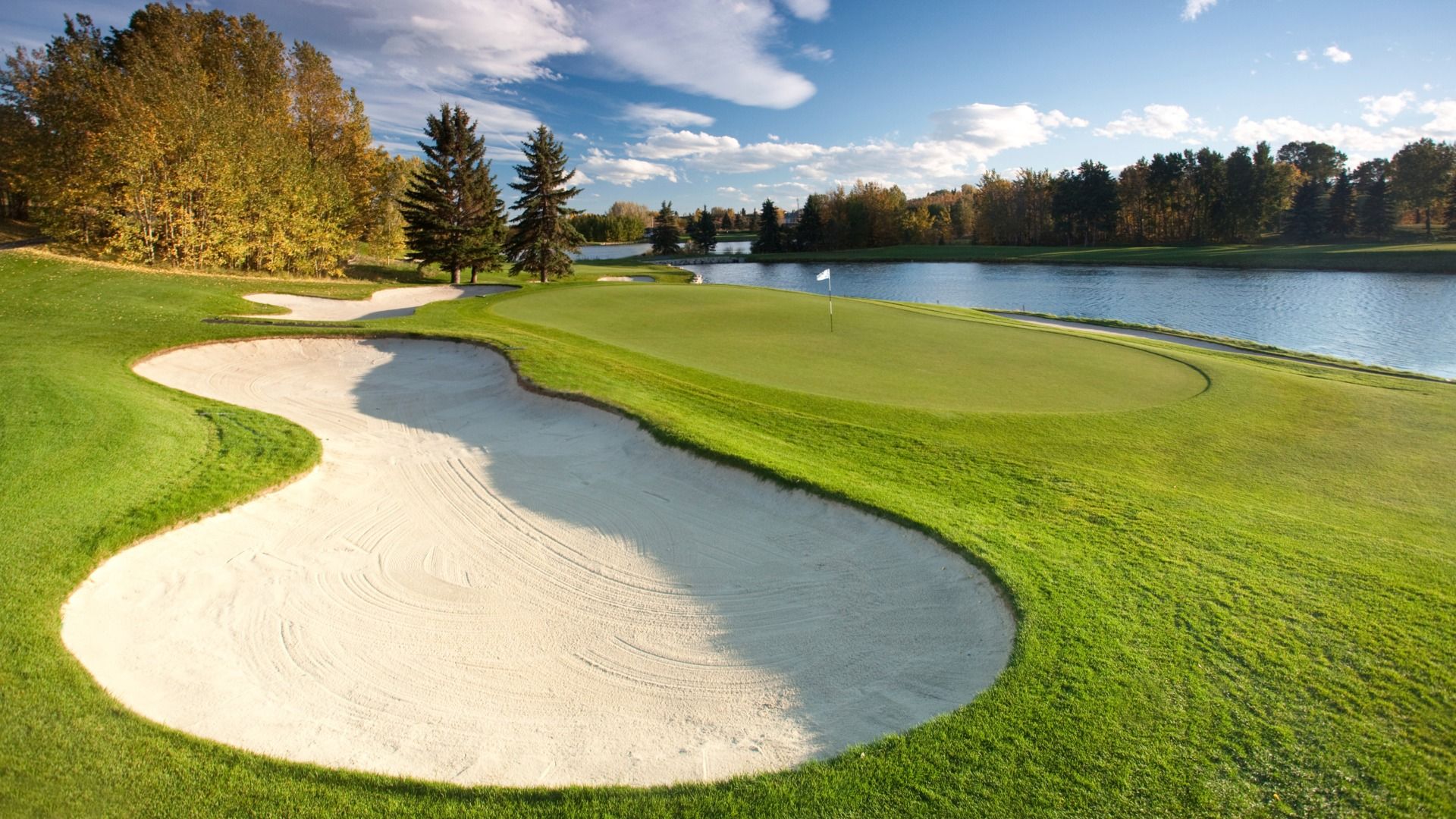 Nearby Golfing Options