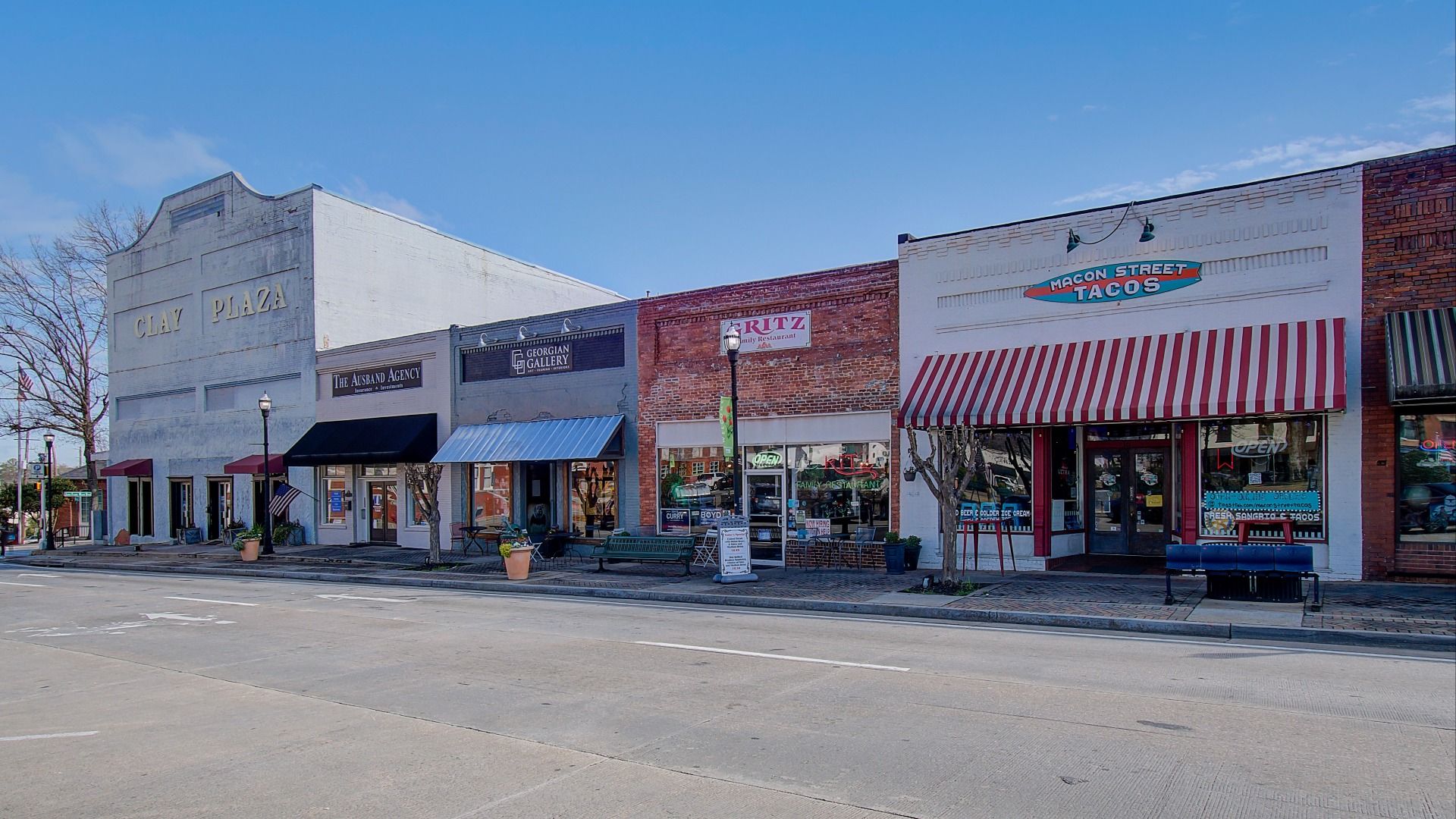 Walkable strip of Downtown McDonough Square of shops, markets, and restaurants.