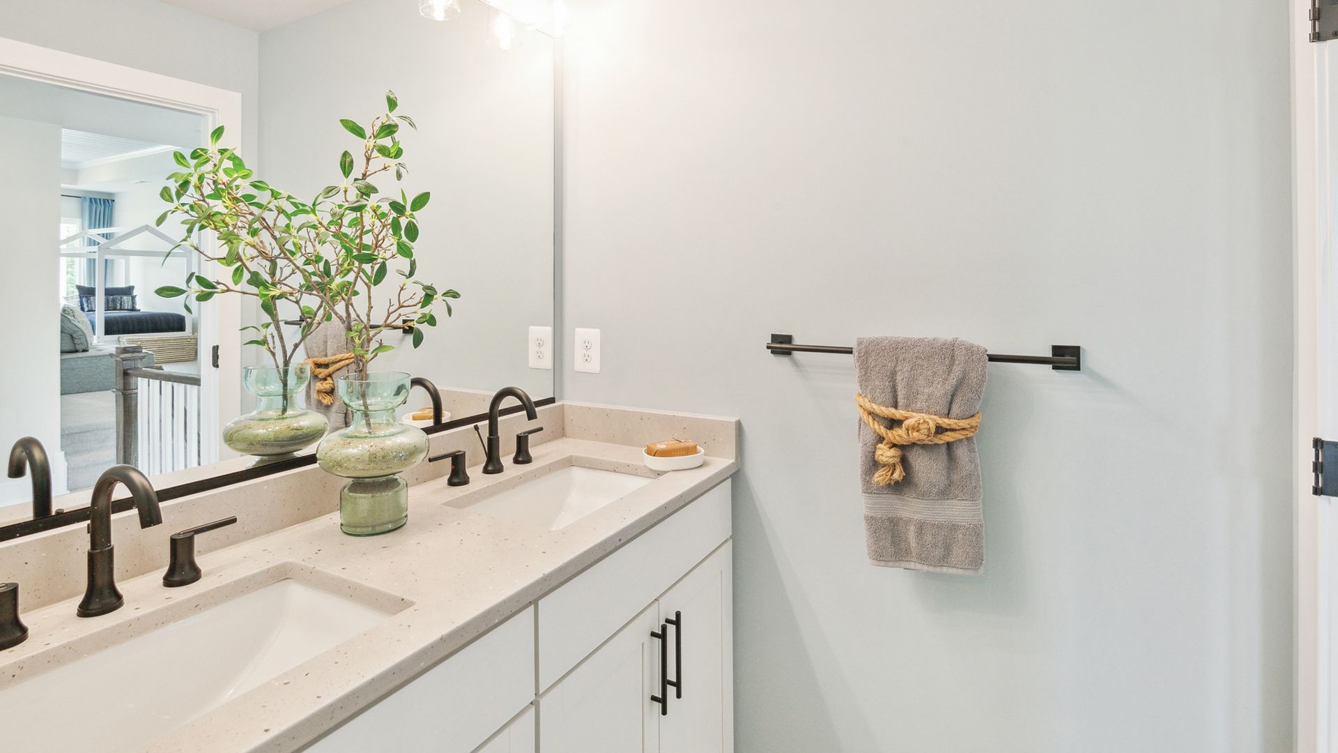 Dune Hall Bathroom