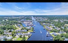 Seabreeze Crossing Townhomes: Little River, South Carolina - DRB Homes