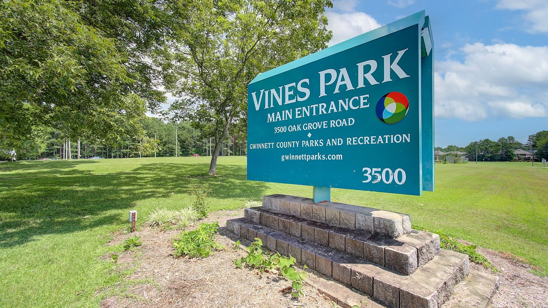 Welcoming entry to Vines Park public parks and recreation near Northcroft in Loganville, GA.