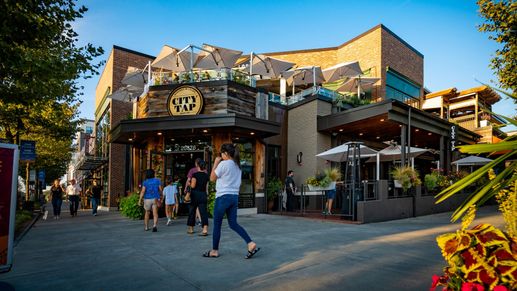 Variety of Dining Options at One Loudoun