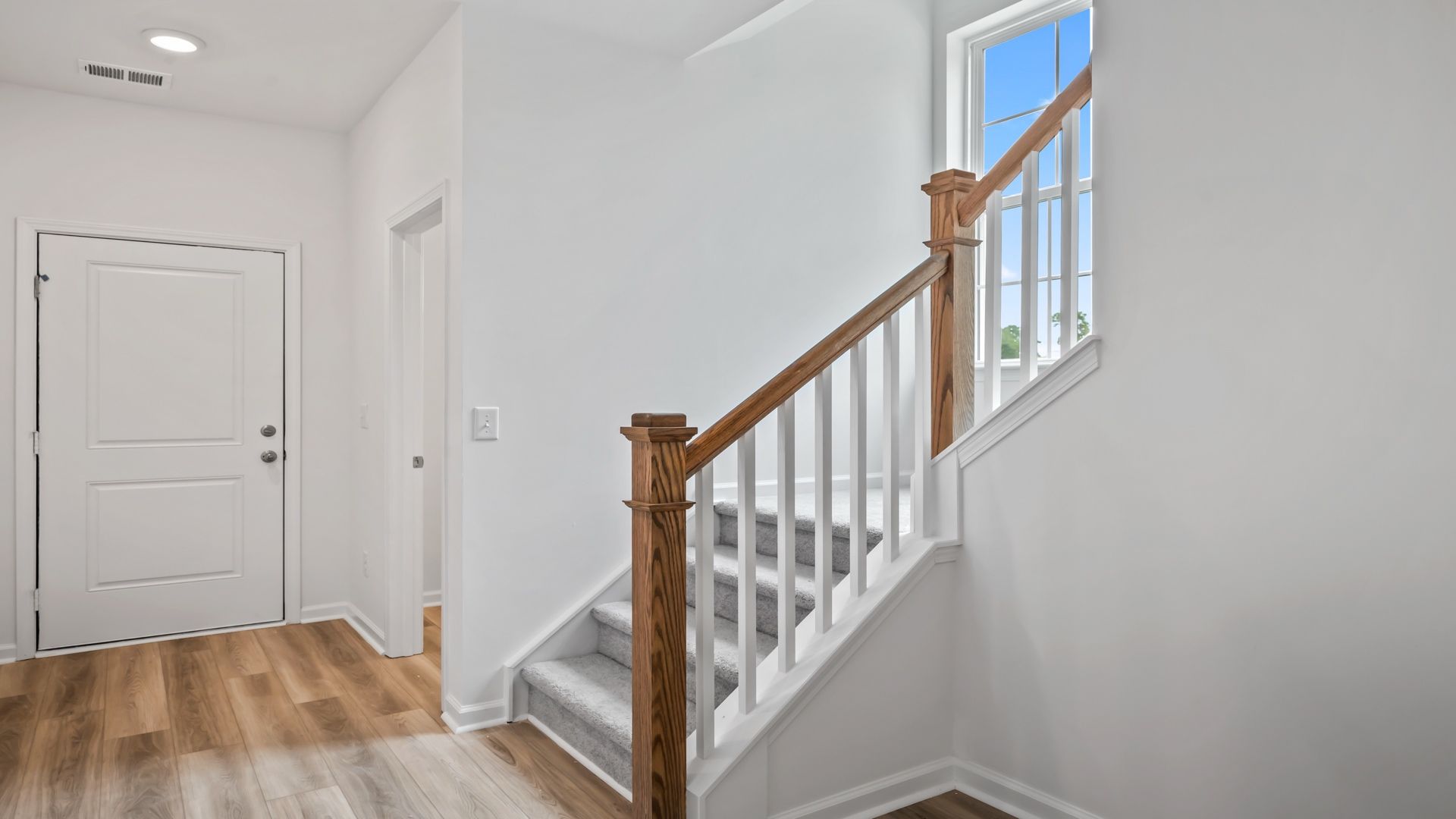 Bright foyer entry welcomes you into the Pritchard