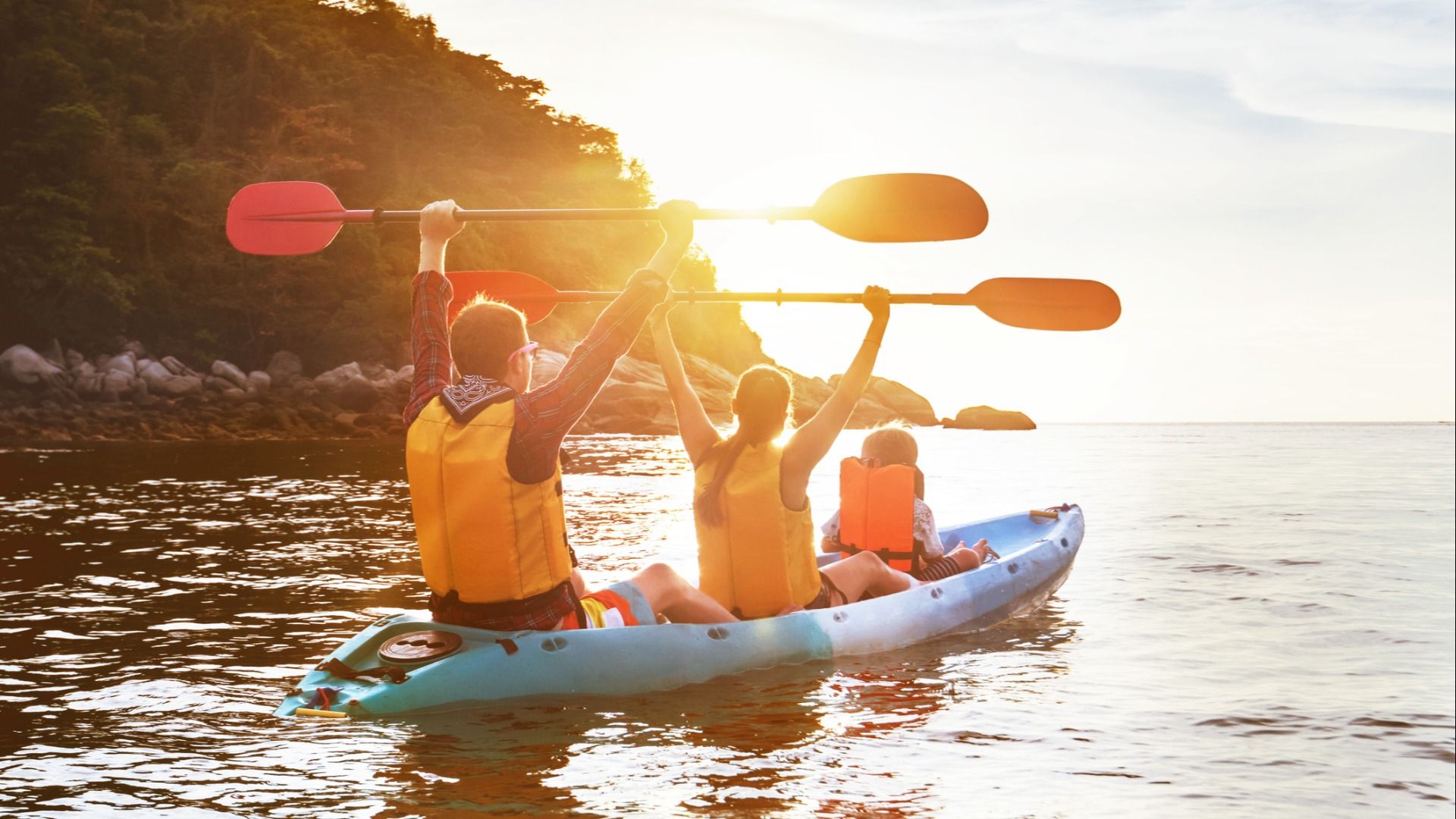 Paddle Board in Lake Wylie located 14 minutes from Michaux Gardens Community