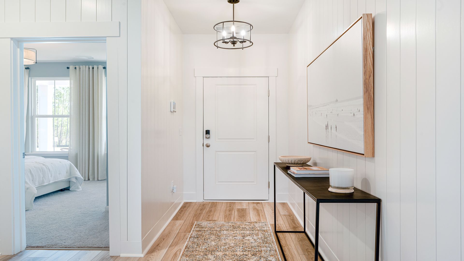 Foyer to secondary bedrooms