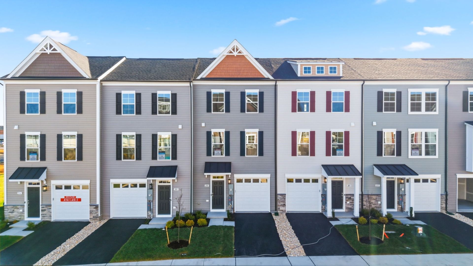 Bedford II - Village at Valor Crossing Townhomes: Winchester, District Of Columbia - DRB Homes