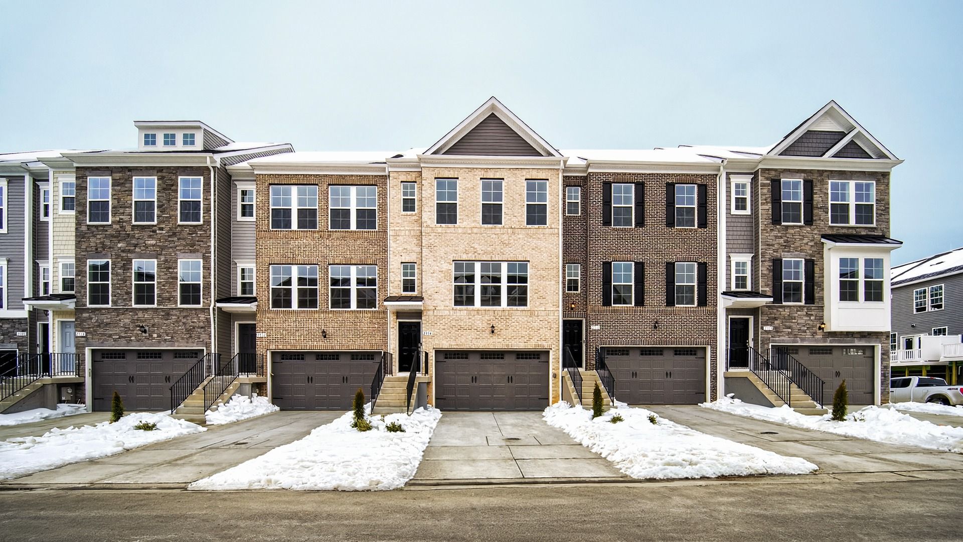 2914 Lewis and Clark Avenue (Harlow II)