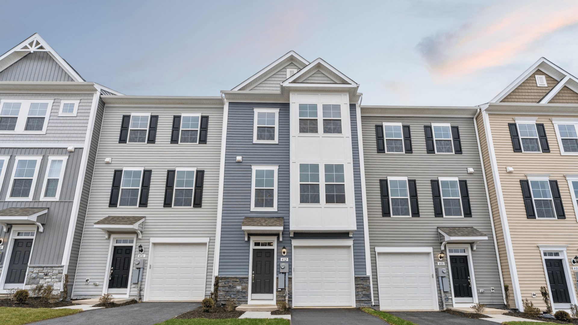 Huntfield Townhomes - Charles Town, WV