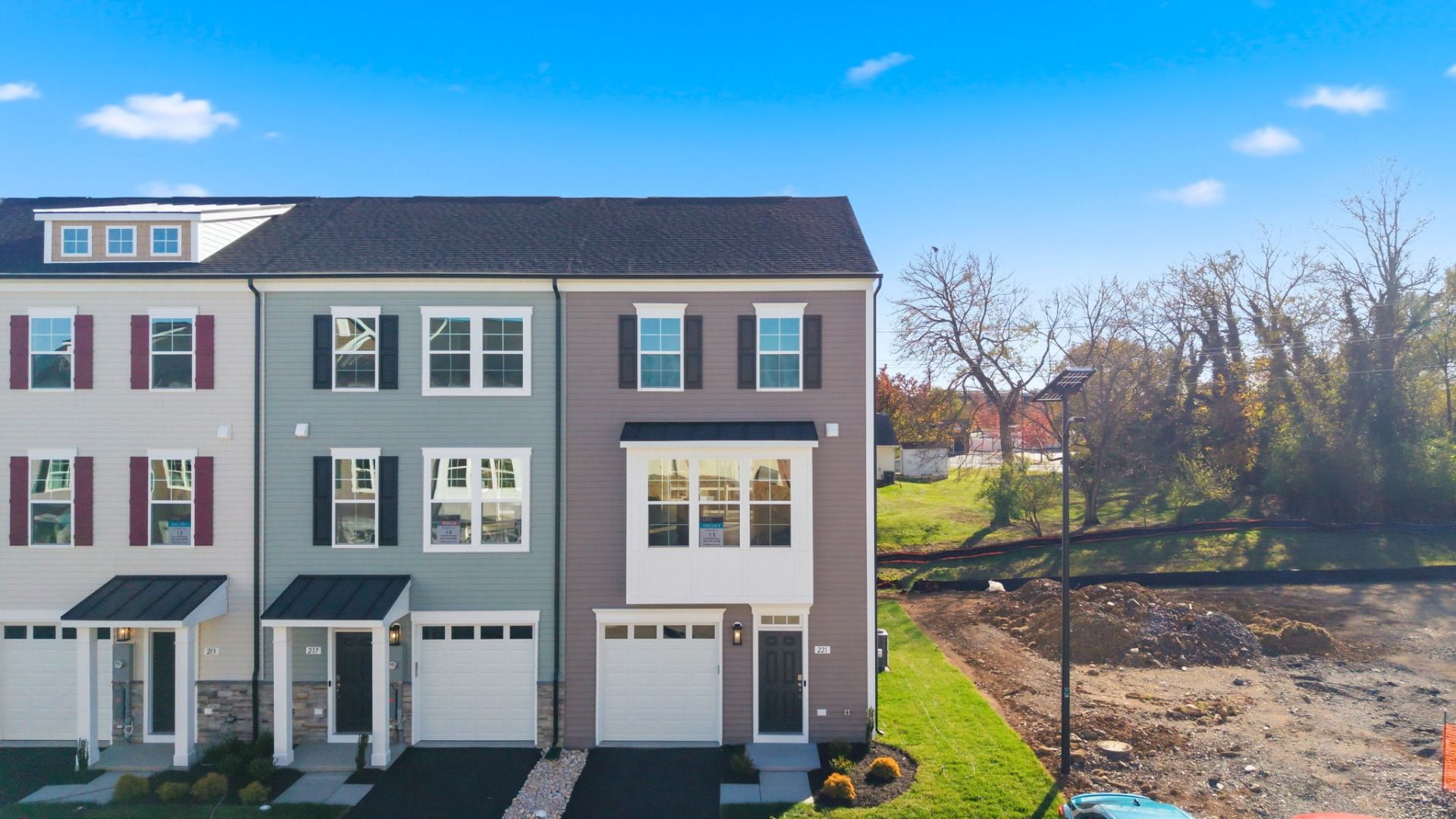 221 Monteith Drive (Bedford II)