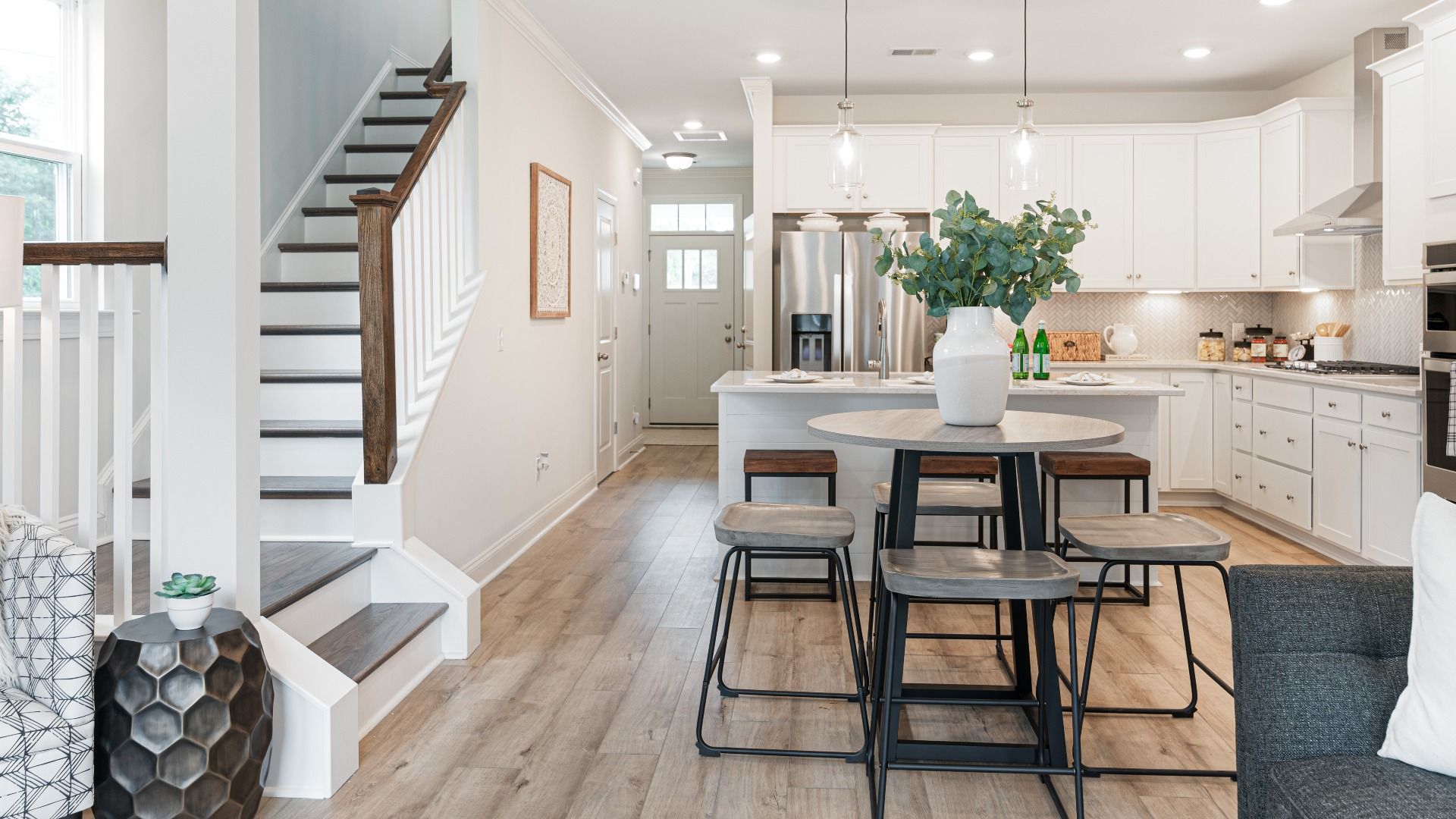 casa en Martinsburg Station Townhomes por DRB Homes