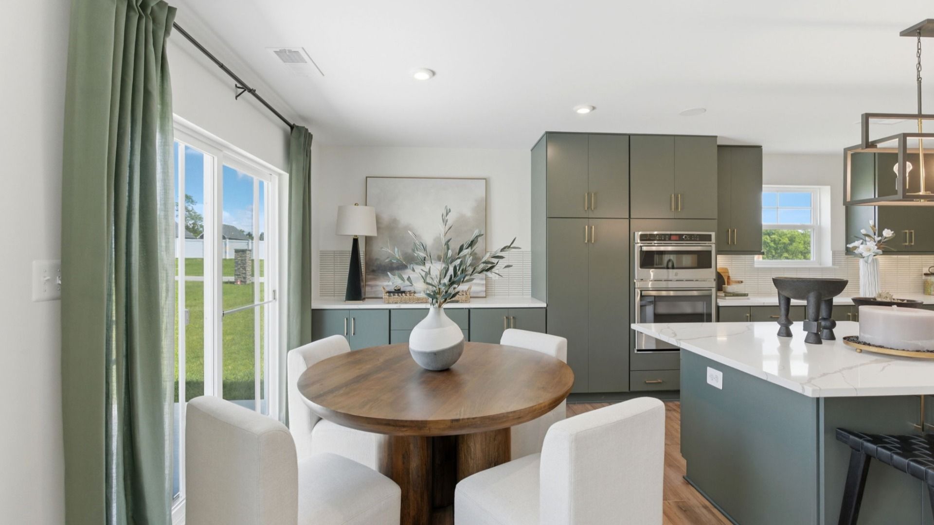 Edgewood II kitchen and dining area
