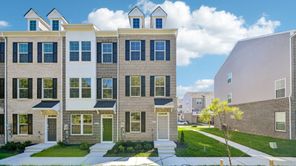 2811 Laleh Way (Alden II)