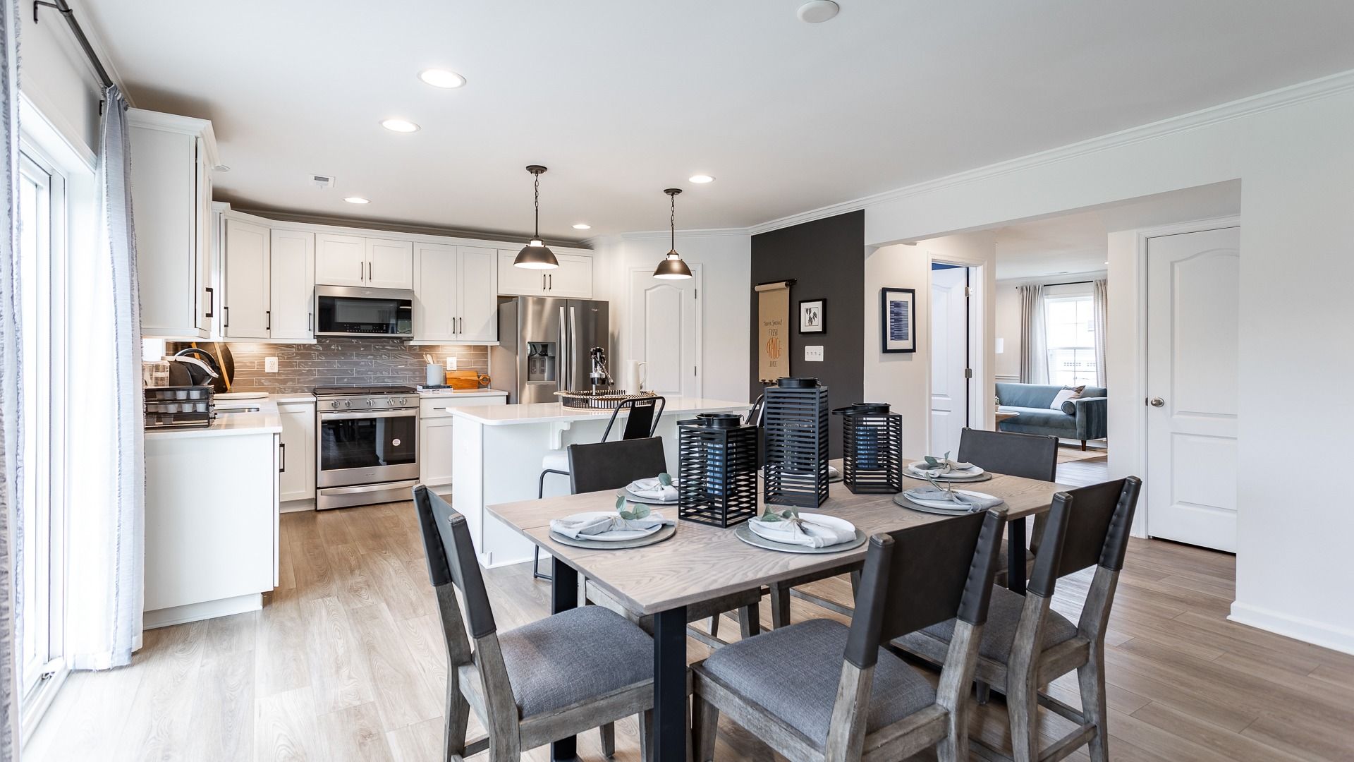 Carnegie II Kitchen and Dining