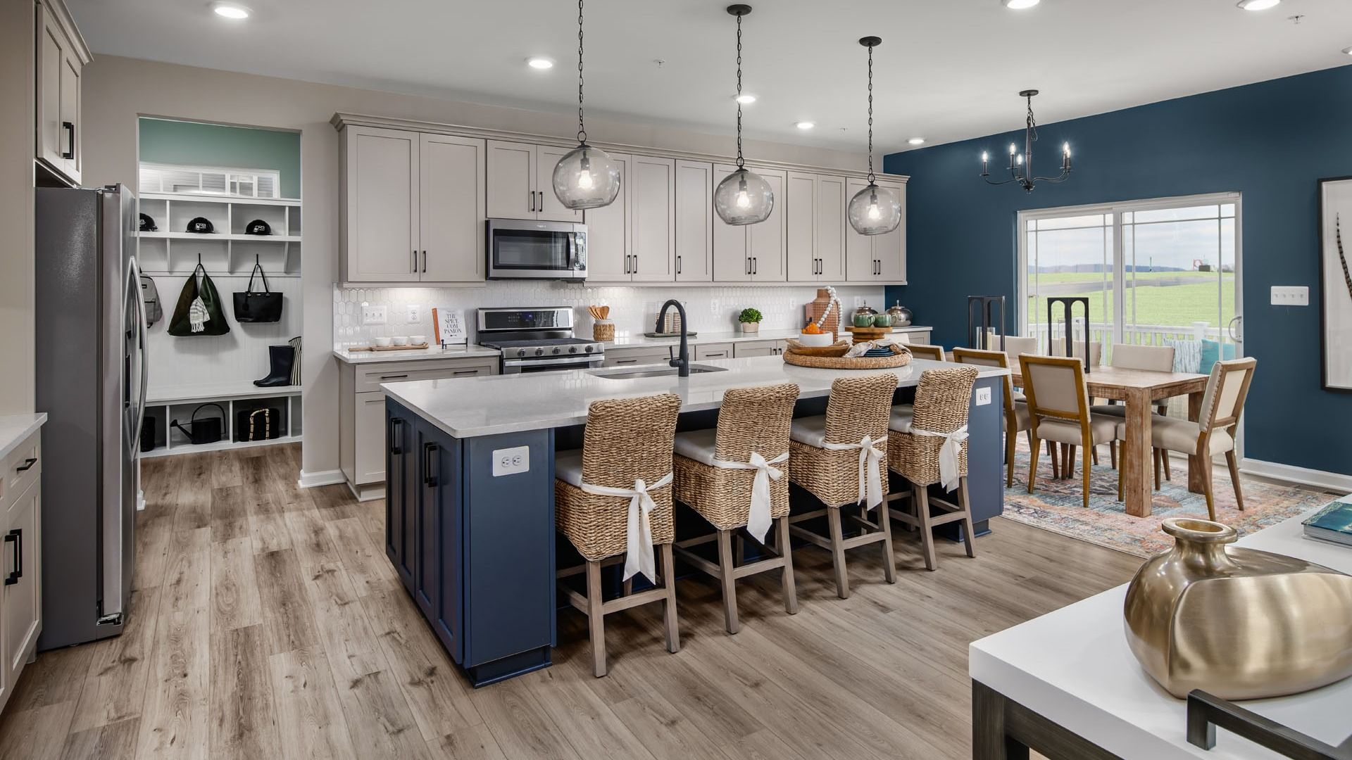 Bridgeport II Kitchen and Dining Area at Brunswick Crossing