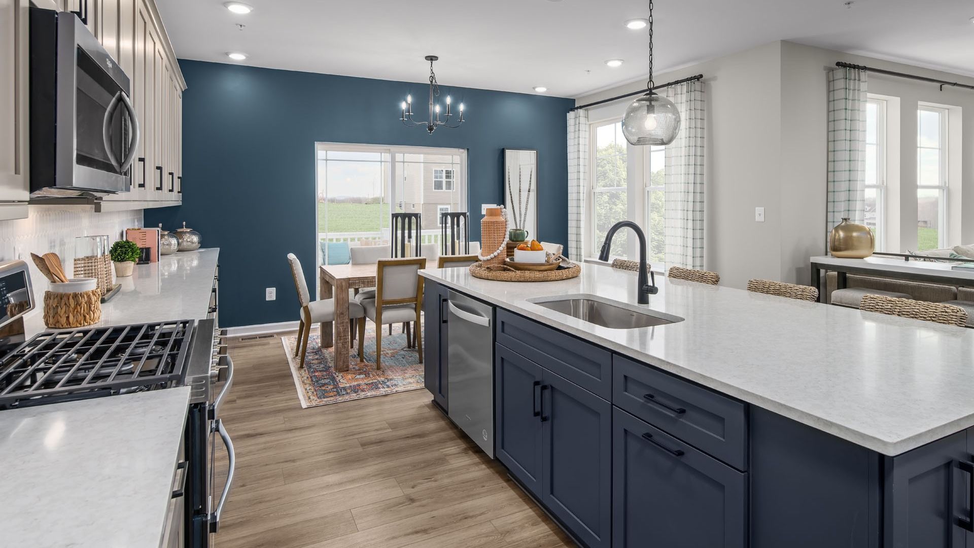 Bridgeport II Kitchen and Dining Area at Brunswick Crossing