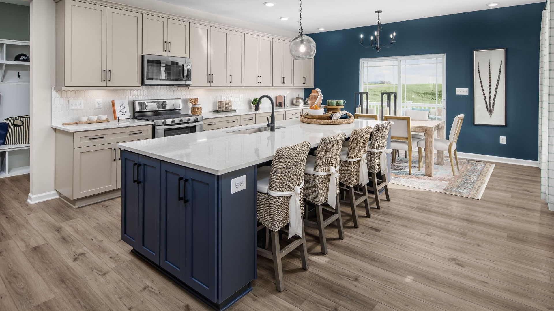 Bridgeport II Kitchen and Dining Area at Brunswick Crossing