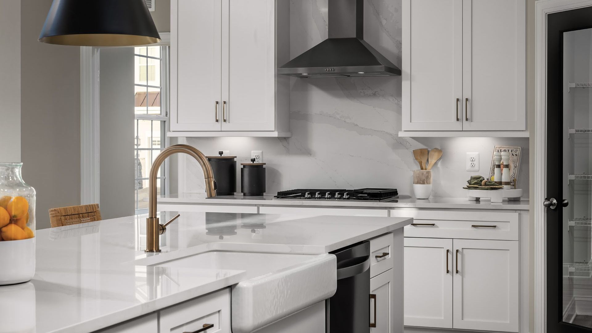 Emory II Kitchen Details