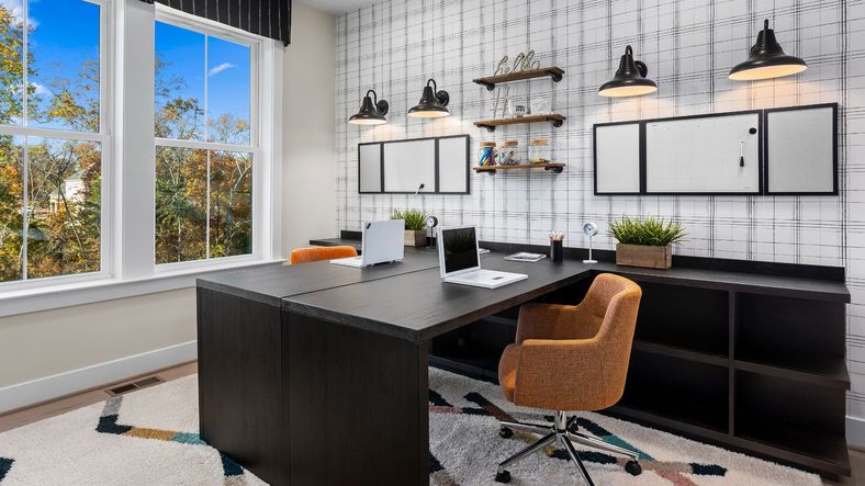 Emory II Study or Flex Space at South Lake