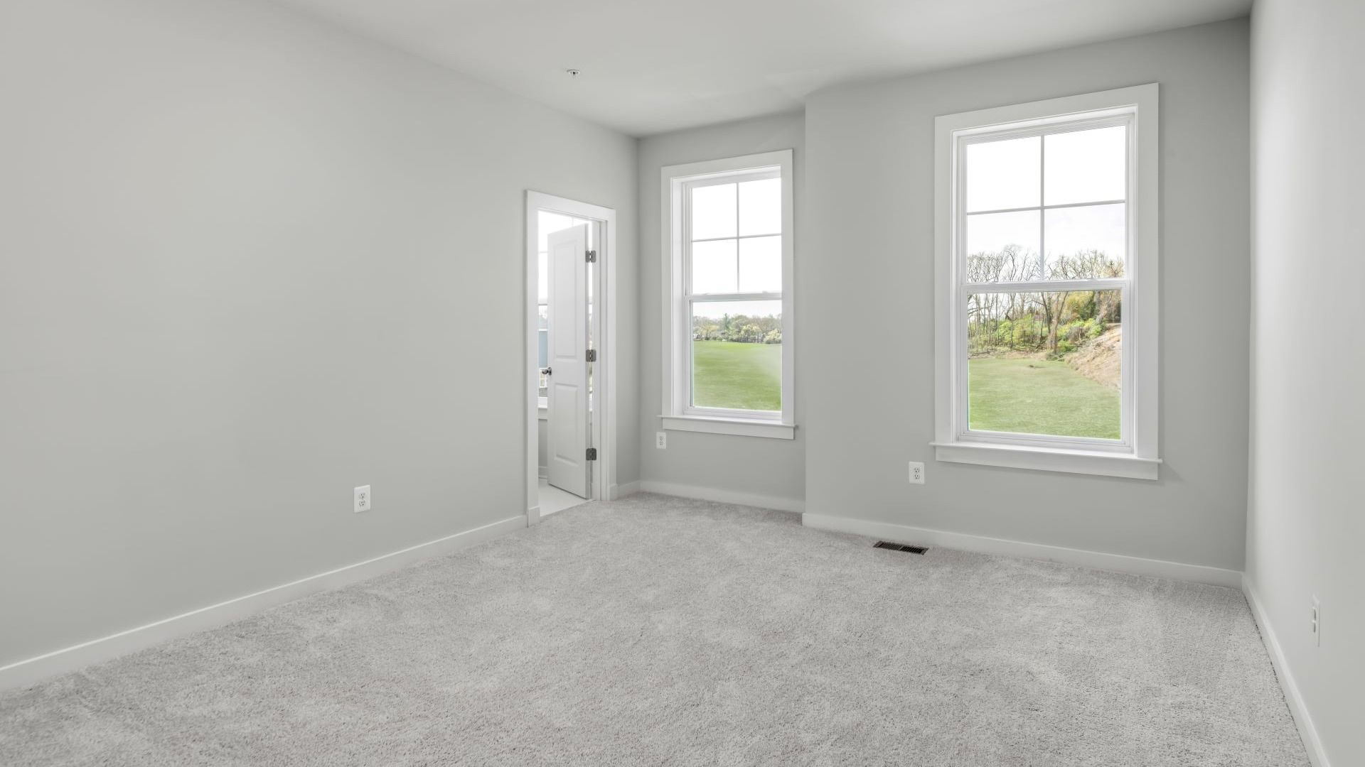 Secondary Bedroom with Full Bathroom in the Creighton at South Lake