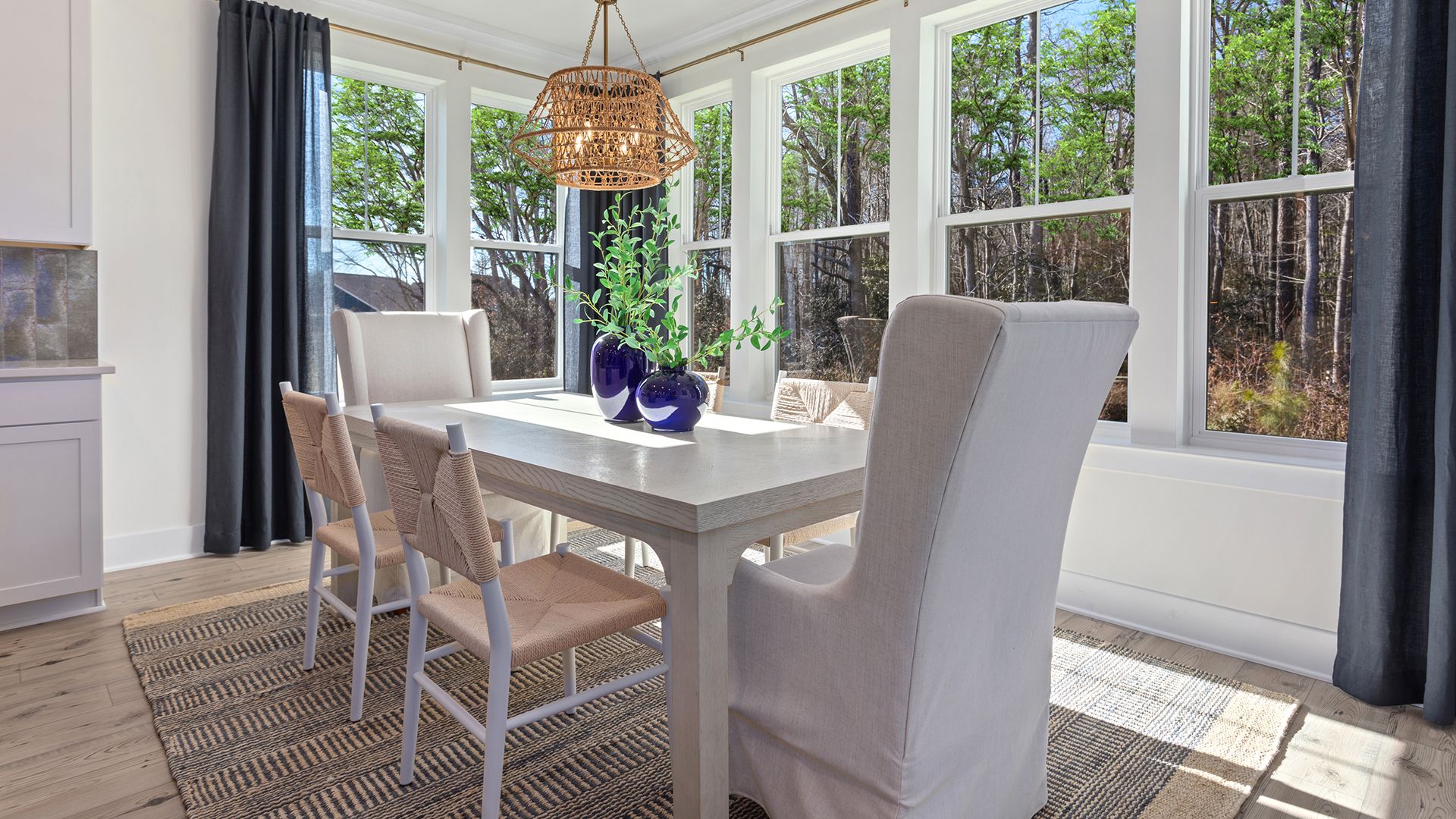 Sunlit and Airy Breakfast Area in the Barbados Single Family Home at South Lake