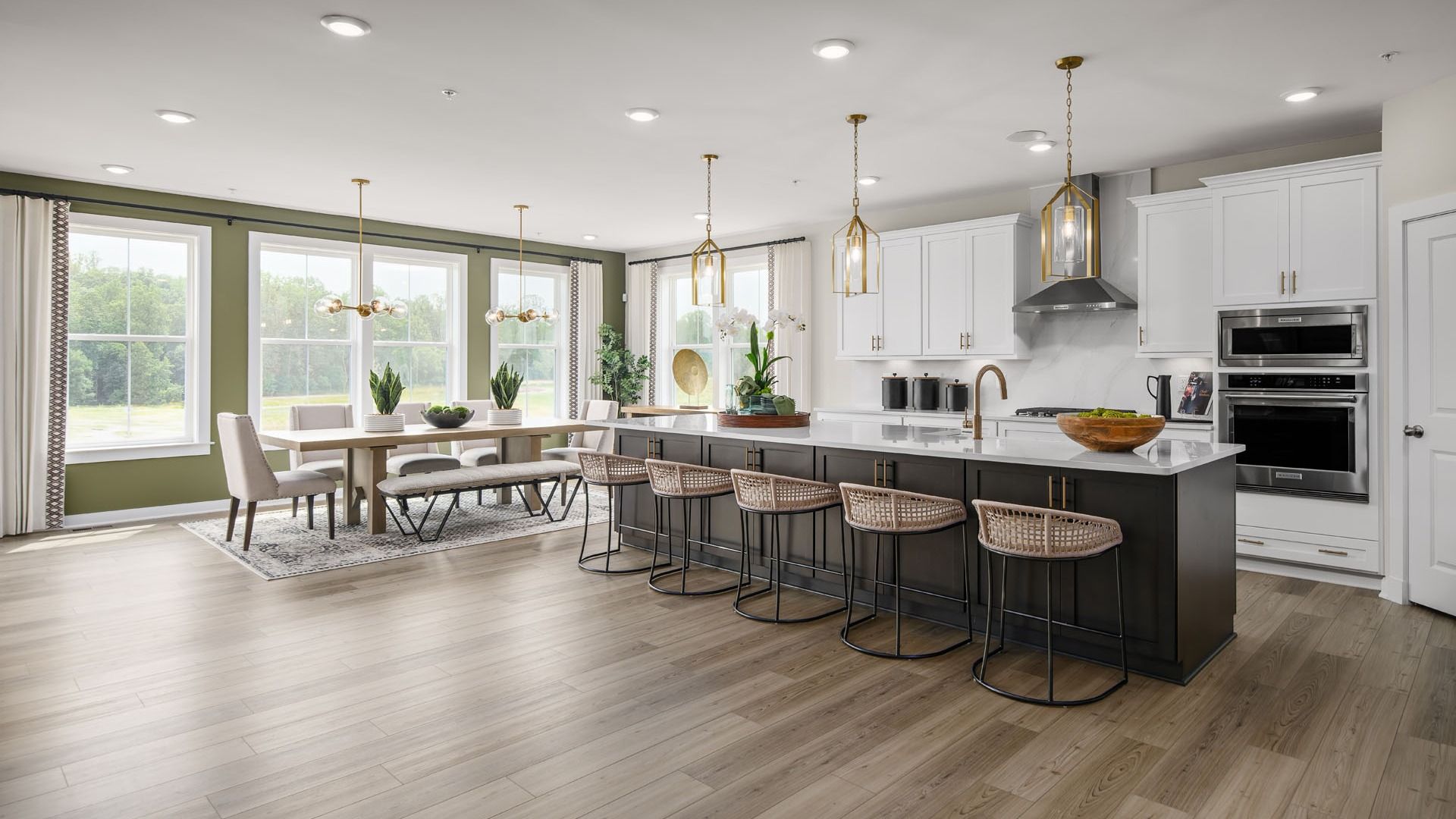 Albemarle Kitchen and Morning Room at Tuscarora Creek East