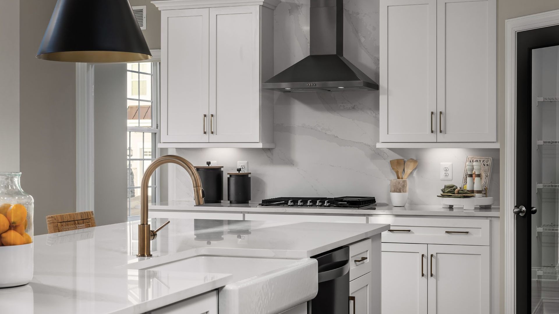 Emory II Kitchen Details at Tuscarora Creek East