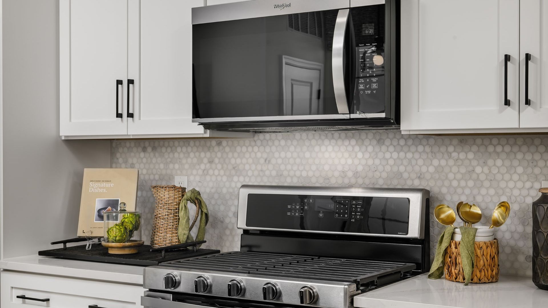 Abbey Kitchen Details