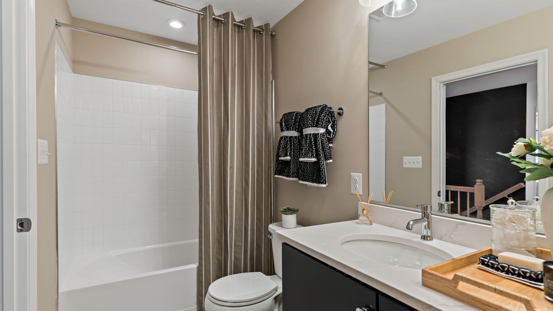 Carnegie II Second Level Hall Bath