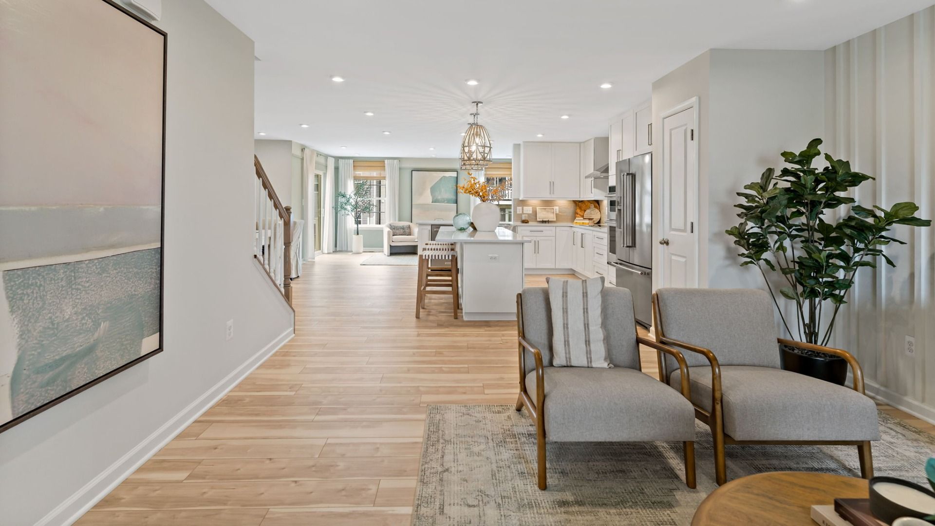 Light and bright, the Whitehall II floor plan offers an open-concept layout perfect for any lifestyle.