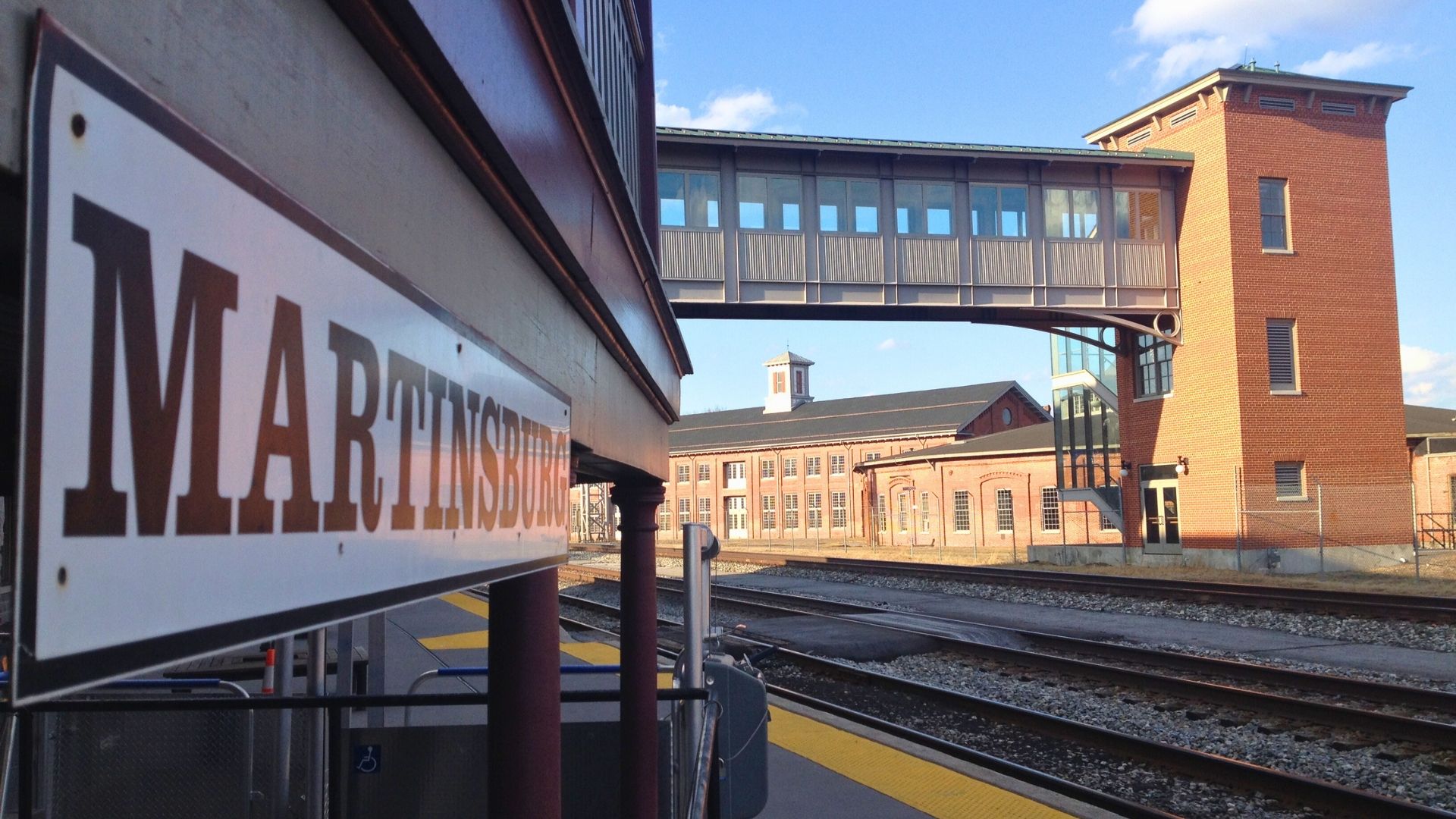 Enjoy daily access to Amtrak and MARC trains from MRB Caperton Transportation Center, only 1 mile from Courthouse Square.